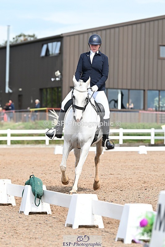 250907-132739-10146 - 065-Jessica.PerrySilver.Secret