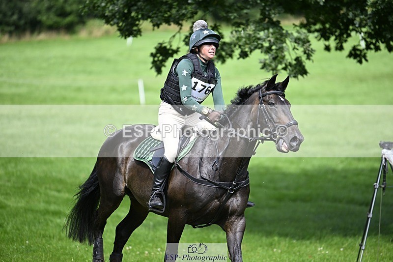 240803-151833-08468 - 176-Marie_Webber-BENNY'S_DOUBLE_DIAMOND