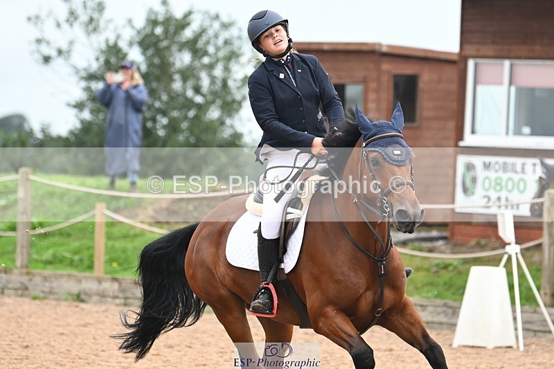 240907A-124029-01716 - Cls 3 Pony Medium Team 80cm & 90cm