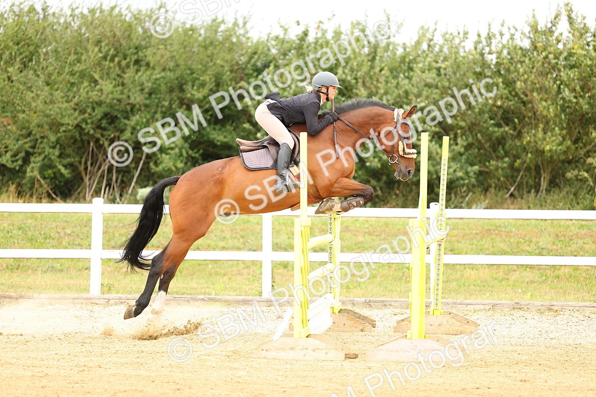 SBM_010134 - Class 3 - Senior Newcomers - 1.10m Open