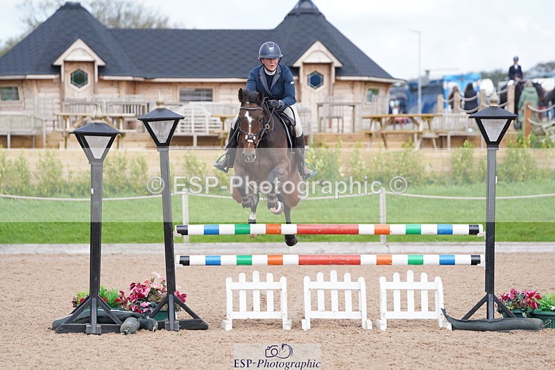 241005A-120450-04672 - SAT Cls 9 Snr Discovery &1m Open