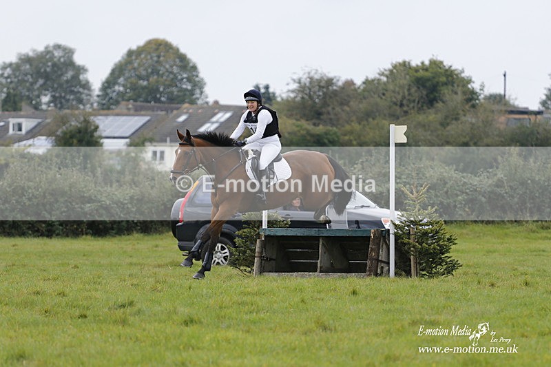  WWHT 171021 2251 - Novice Pairs (0.80m)  17/10/21