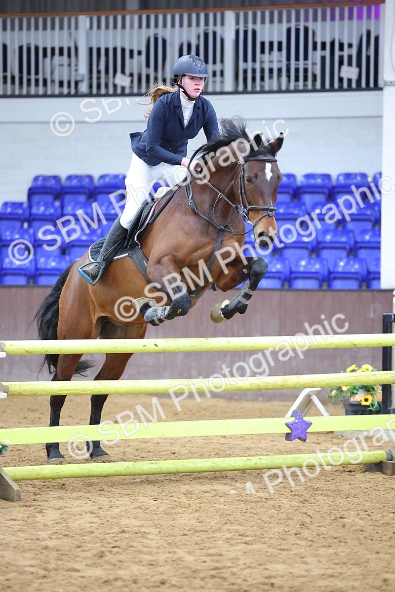 SBM_009566 - Class 20 - Senior British Novice/ 90cm Open - First Round (0.90m)