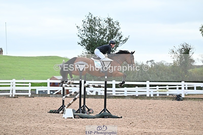 261028-142641-00987 - Foxhunter and 1.20m