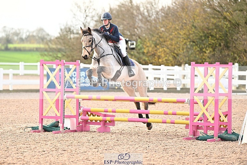 241206-095520-00118 - Cls 2 British Novice and 90cm Open
