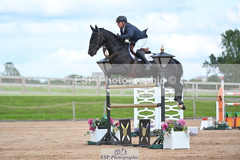 230721A-155046-07456 - Cls 10, 2 Star Big 1.45m Start to break