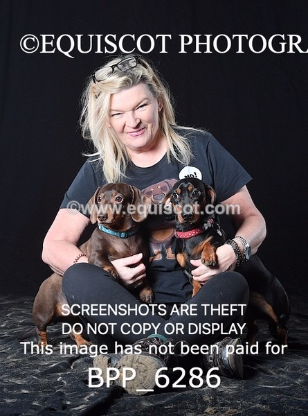 BPP_6286 - LESLEY GRANGER DOGS