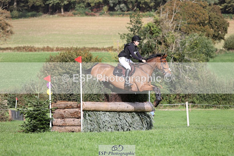 241025-122956-08066 - 102-Holly.Morris-ROYALE.LOUIS