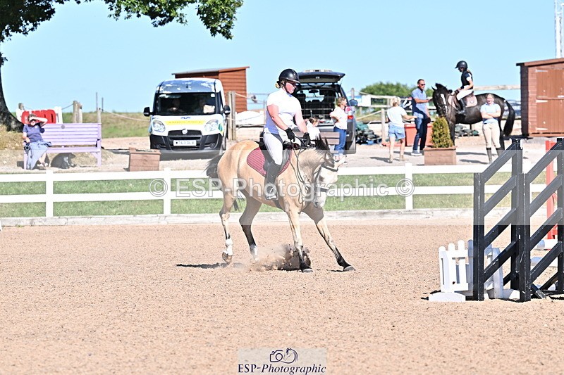 250708A-170716-00191 - 70cm Classes