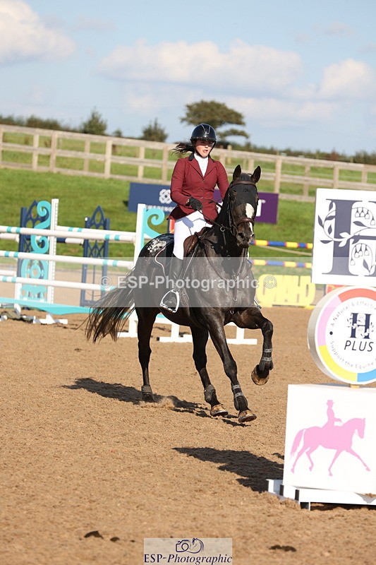 230915A-162458-03157 - Cls 6 Snr 1.05m Derby