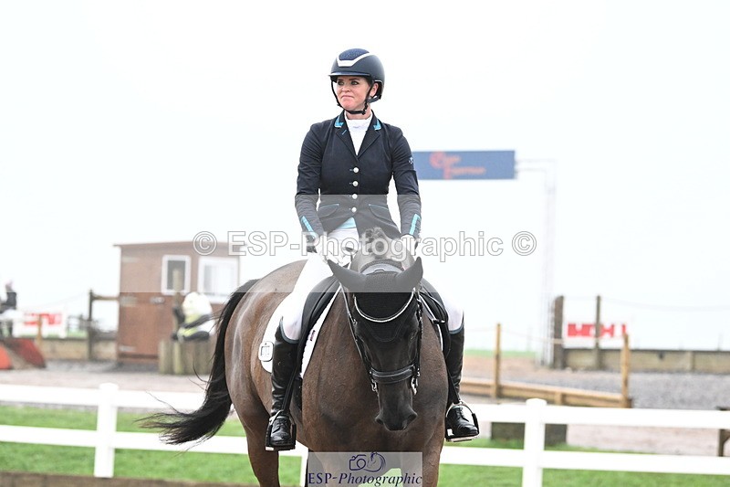 240217A-095536-00665 - 218-Jessica.Davies-Nemo.II