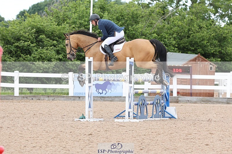 250528-135317-01172 - Cls 4 Newcomers and 1.10m Open