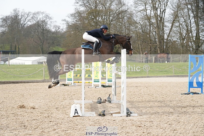 260322A-142838-01988 - 13 Foxhunter 1m 20 Open