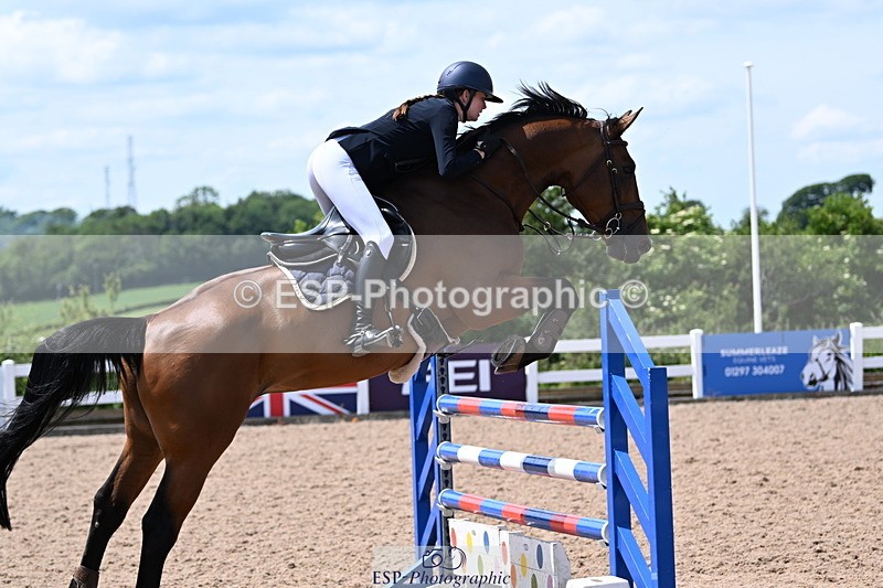 240619A-142248-00562 - Cls 4 Snr Newcomers and 1.10m Open