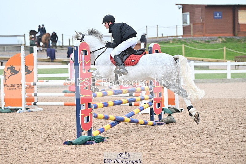 240128A-112116-00503 - Cls 3 Pony Discovery and 90cm Open