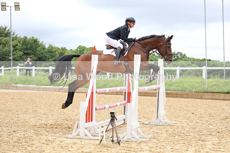 3E7A4256 - Class 7: Senior Newcomers/1.10m open