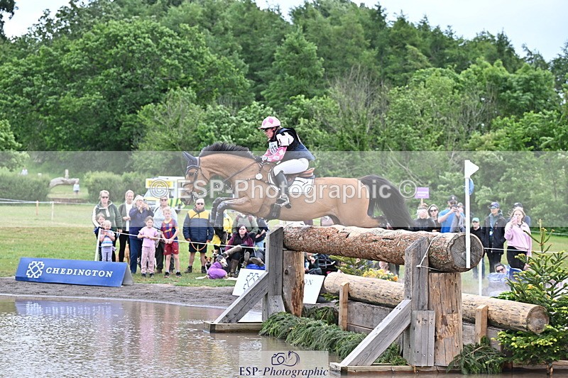 250525A-123756-16064 - D-413-Althea.Bleekman-GRANNCORD