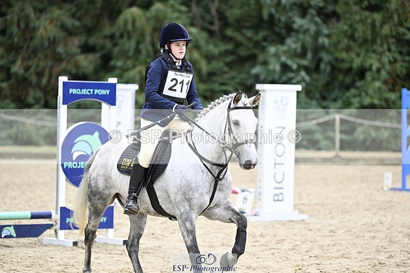 250820A-124108-06590 - Round 1, Start to 1.30pm Break