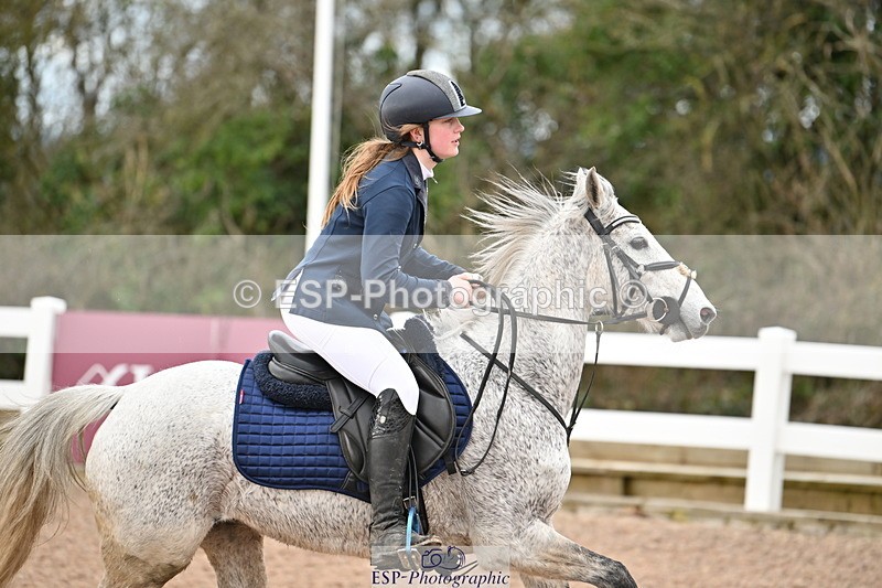 240310A-111244-02262 - Cls 4 Pony Discovery and 90cm Open