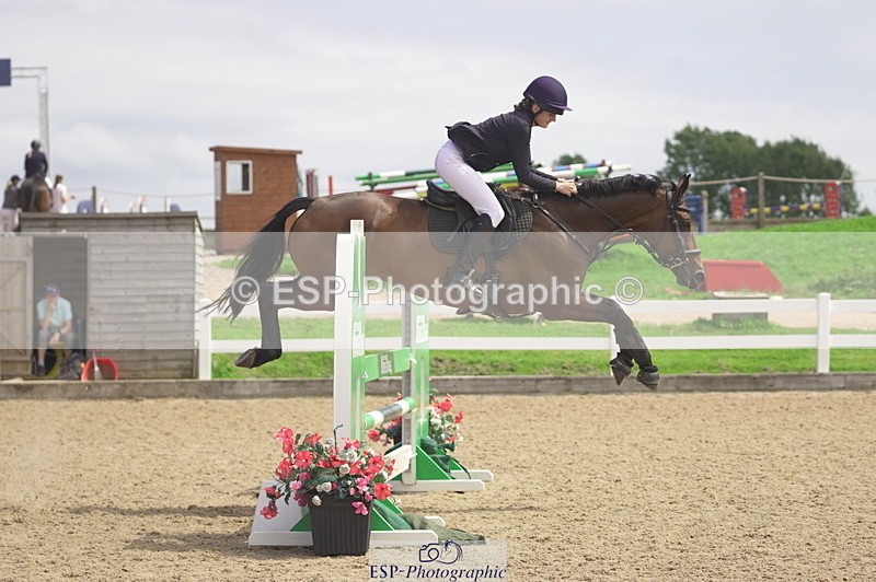 230810A-132044-02393 - Cls 4 1.05m Amateur Quali