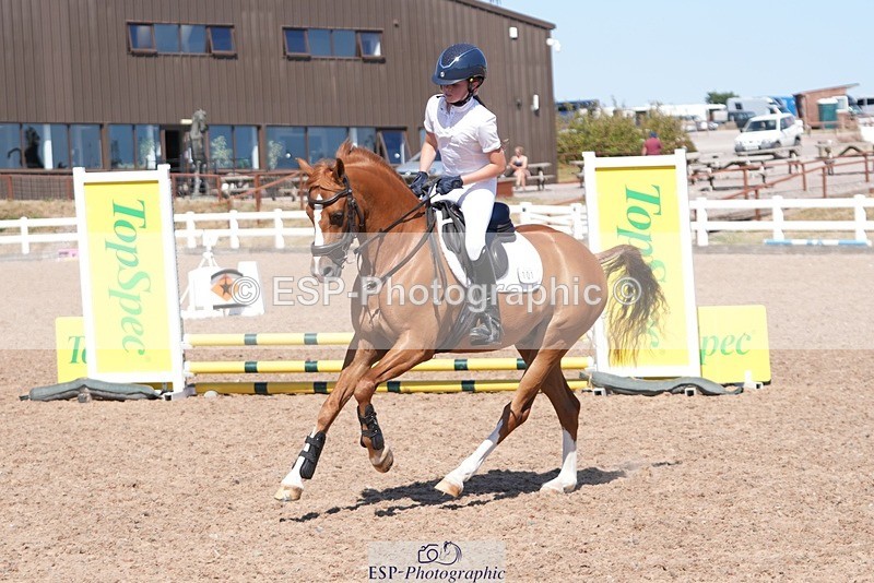 260811-152120-00027 - Cls 1 and 2 Clear Round