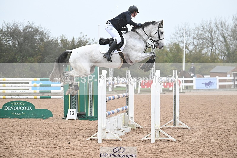 241102A-143715-05650 - SAT Cls 16 Winter 1.25 Jump Off