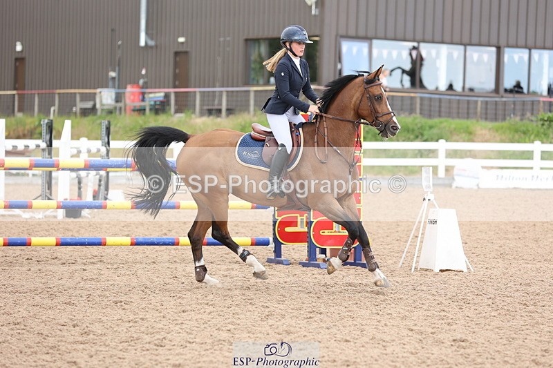 240630A-154827-14896 - Cls 33 Foxhunter and 1.10m Open