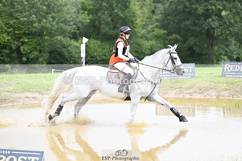 240804-134939-15301 - 520-Honor_Redhouse-GAGA_LADY