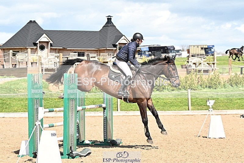 250416-132358-01054 - Cls 4 Newcomers and 1.10m