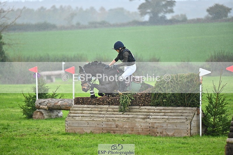 251025A-133405-20358 - F-471-Charlotte.Grant