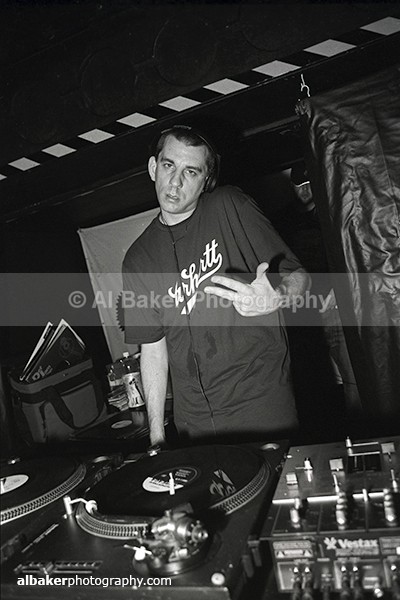 40 - Friends-&-Family @ the-roadhouse 02.10.04