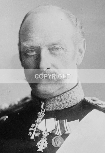 (D-3)  King Frederick VIII - Danish Royals