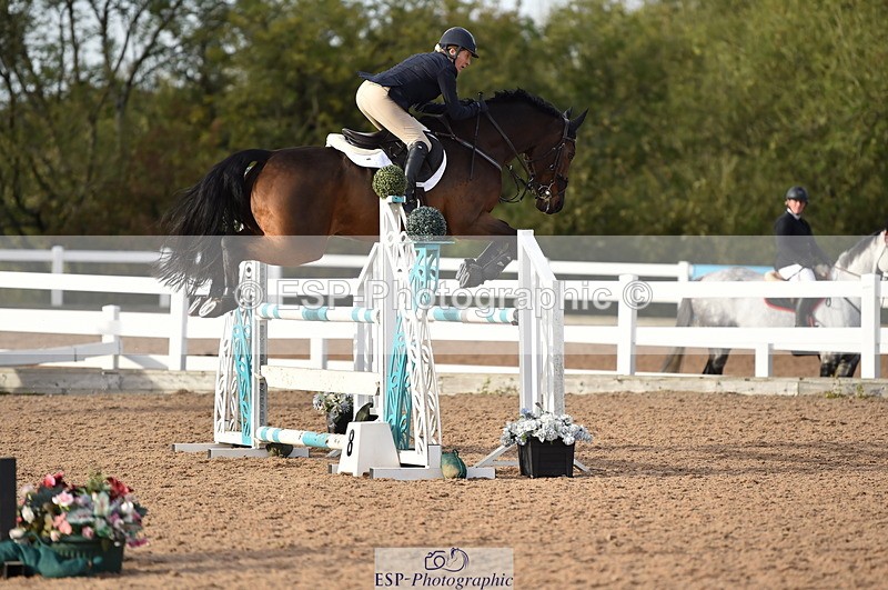 231015A-161932-09298 - Cls 27 1.10m Amateur Q 2nd R