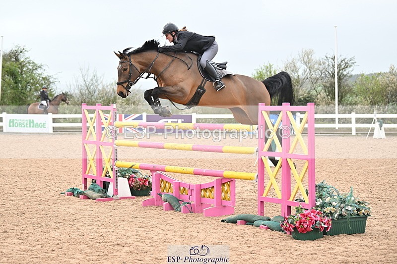 240406A-155644-04284 - Cls 17 National 1.30m Open