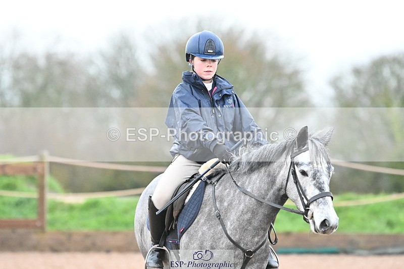 231203A-090433-00052 - Cls 11 Clear Round