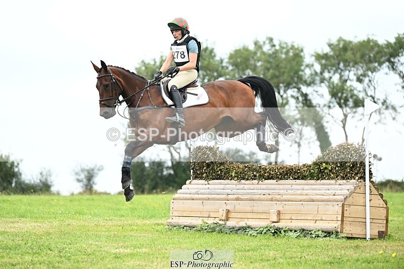 240831A-141022-03655 - 278-Georgina.Ewell-BUSY.DAY