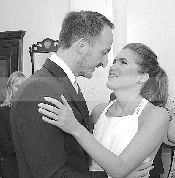 _MWP8464 copy - Wedding Picture Samples