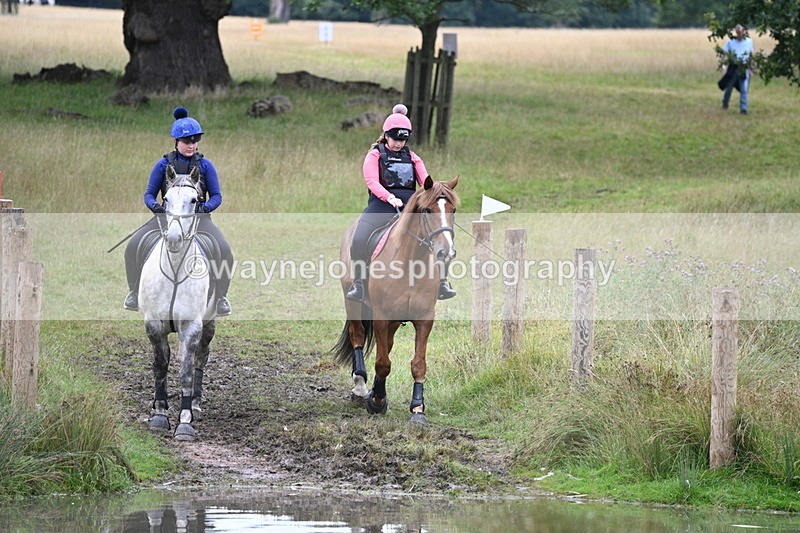 WJ7_2708 - Time at Water 11:37 to 12:13