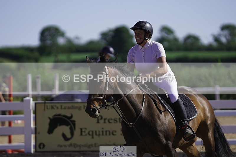 230624A-171130-02680 - Cls 31 85cm Amateur Quali