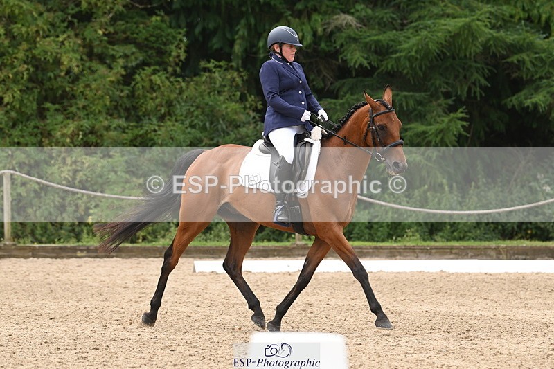 250719A-121031-04649 - 017-Samantha.Meech-Breezeblock