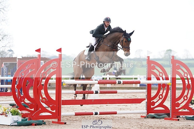 250425-101854-08472 - Cls 30 Young Horse 6yr old