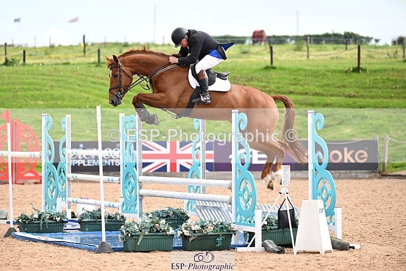 260507-102038-01473 - Cls 1 Snr Foxhunter