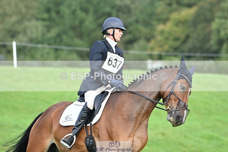 231020-102122-07603 - 637-JOIE.DE.TOURLIDA-Bronia.Hill-DR