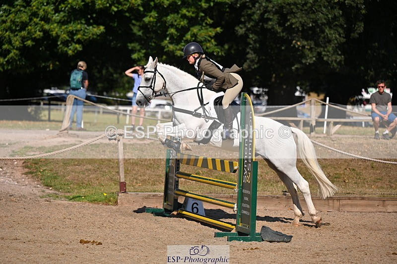 250802A-094249-00215 - B-056-Cecilia.Behagg-JOHNJOE