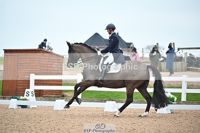 250214-112324-01328 - 130-Jezz.Palmer-Romanno.Weltino