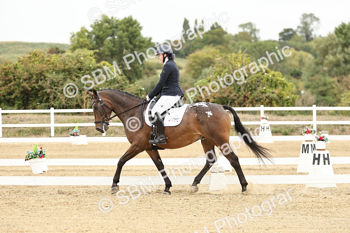 SBM_007020 - Class 21 - Medium 5 Bronze - 10.04-10.52