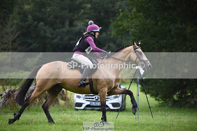 240804-162606-18593 - 619-Fiona_Lewis-BALLYANNY_BUTTONS