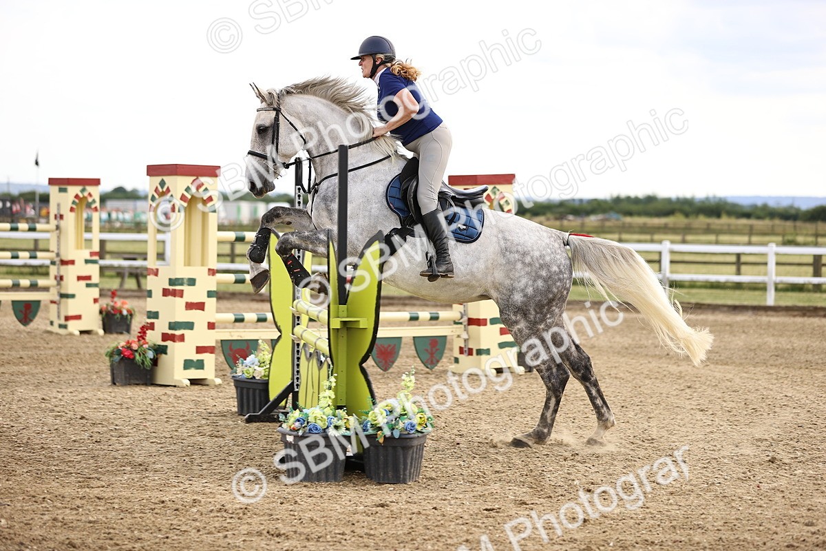 SBM_002347 - Class 18 - Ariat Senior British Novice- 90cm Open