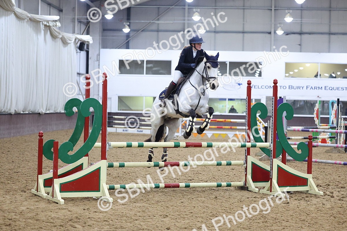 SBM_003312 - Class 11 - Blue Chip Pony Newcomers - 1.00m Open