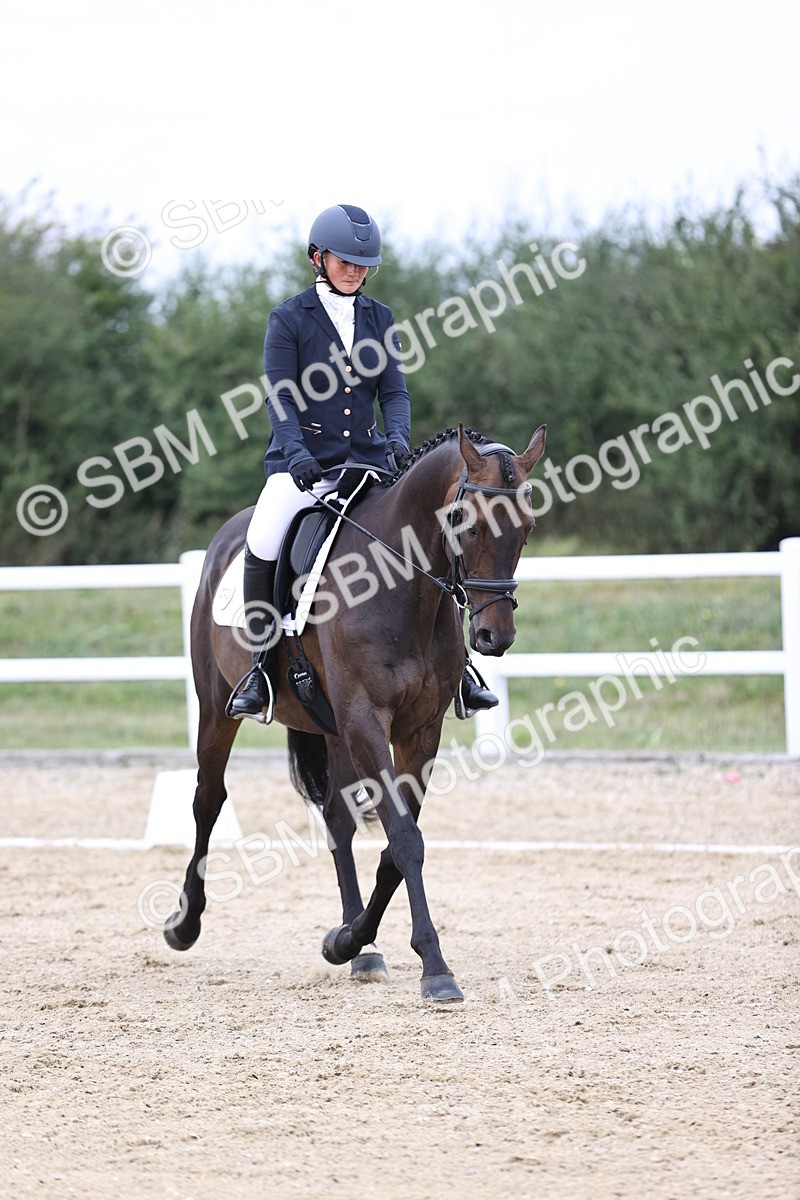 SBM_016876 - Class 14 Novice 23 - 11.53-12.56